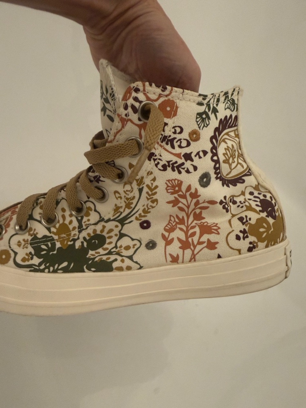 Converse Women’s Chuck Taylor All Star “Fall Florals” - Picture 7 of 8